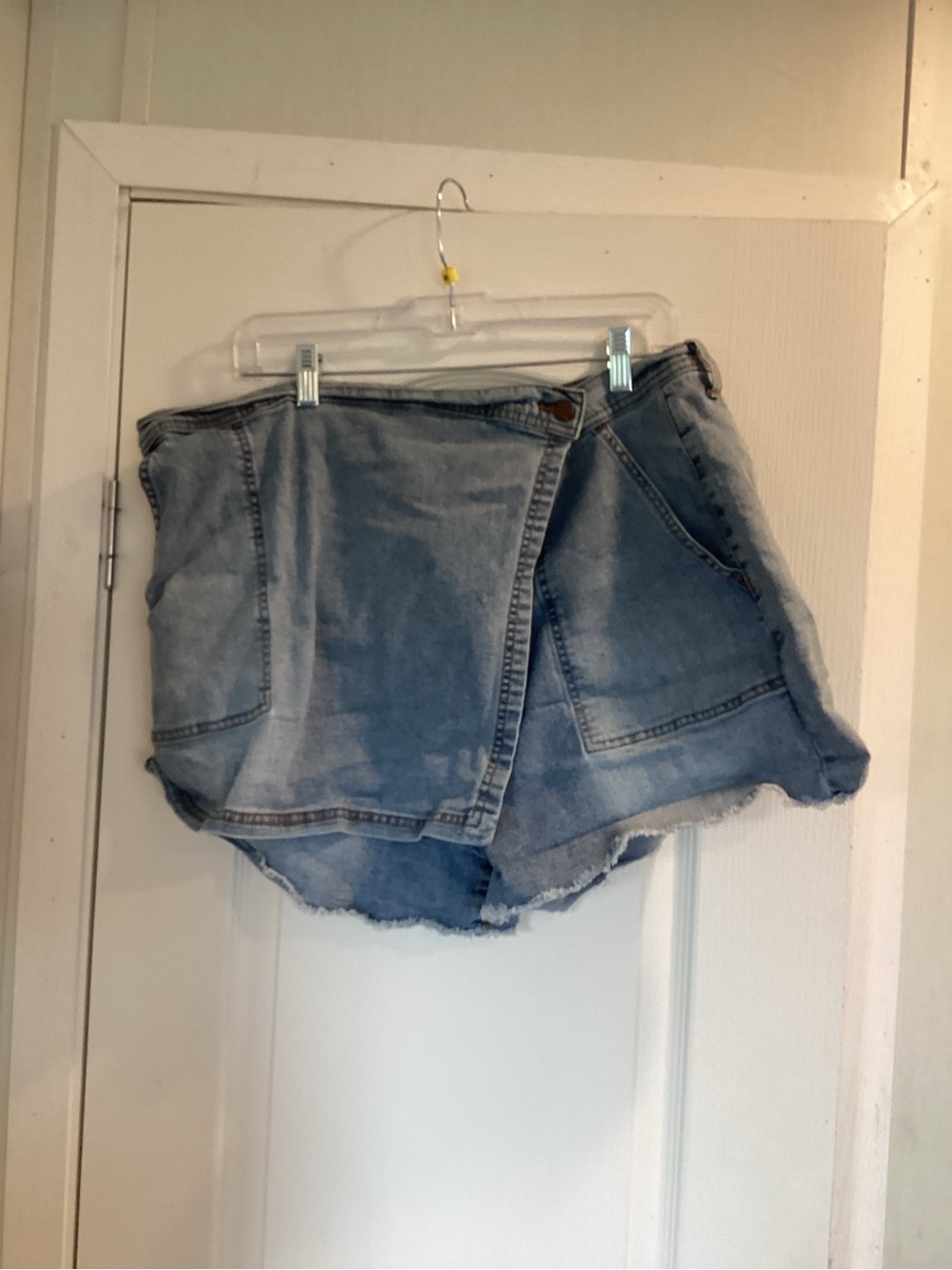 Jessica Simpson Light Blue Denim Wrap-Front Shorts 16 EUC
